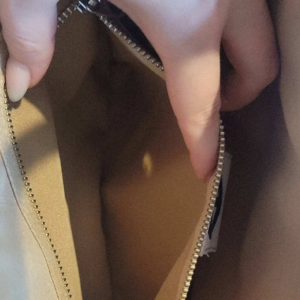 Telfar Tan Tote Bag - Picture 8 of 9